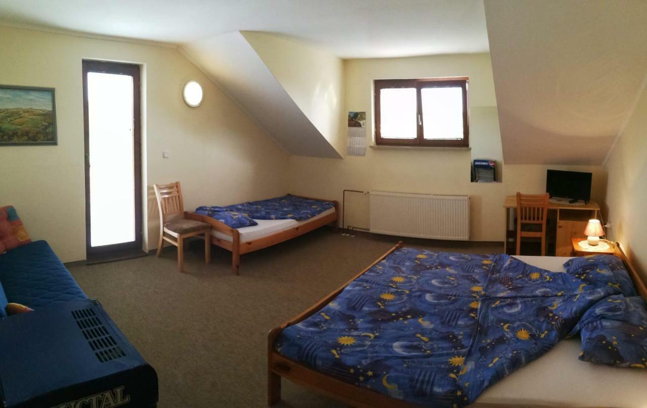 Kavana I Sobe Monika Hotel Grabrovnik Exterior foto